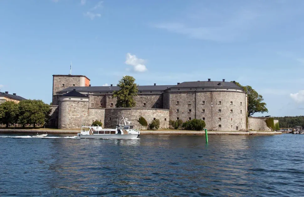 Båt Till Vaxholm Från Stockholm