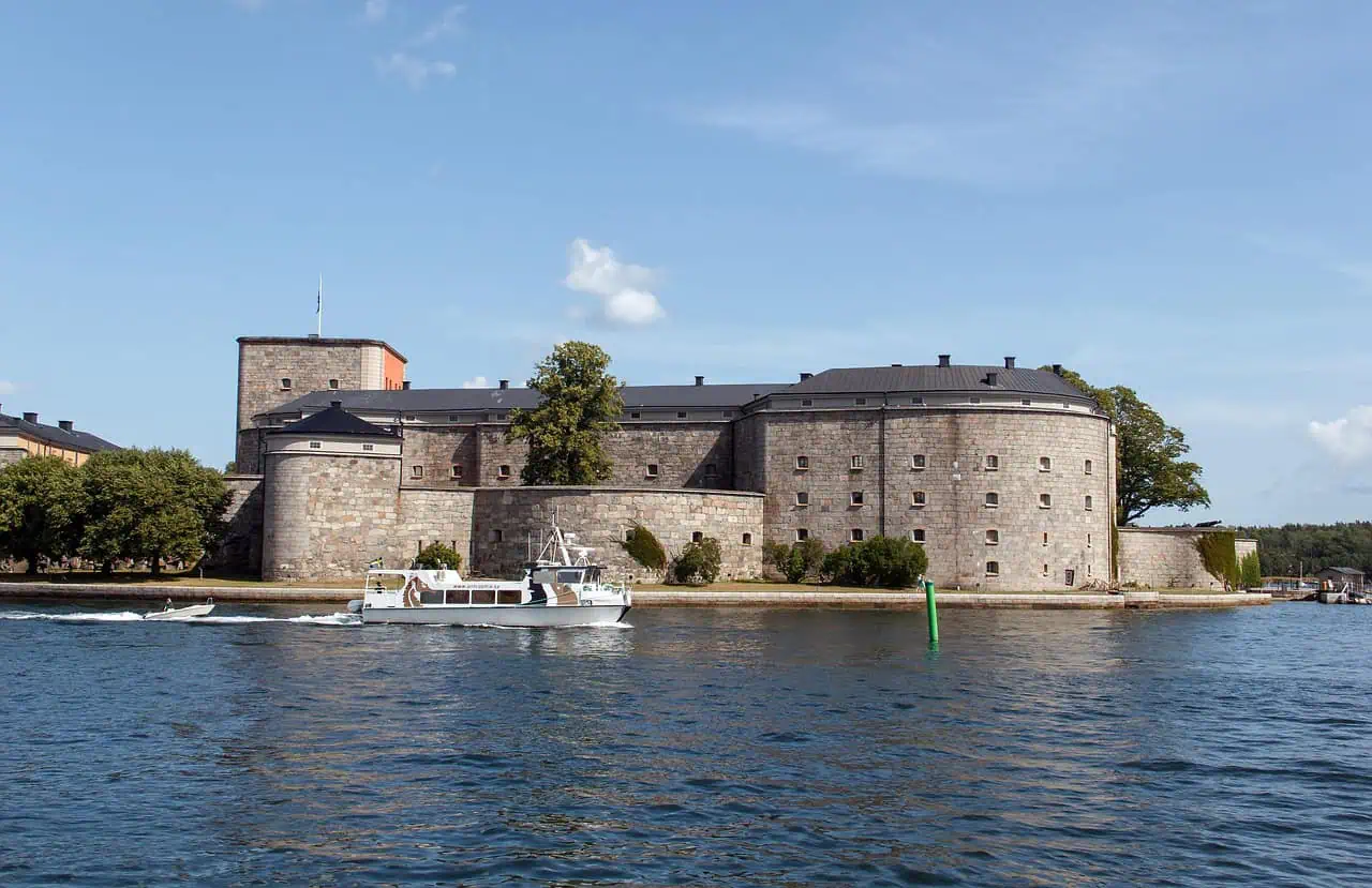 Båt Till Vaxholm Från Stockholm