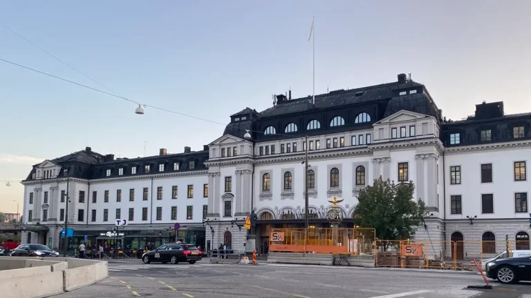 Hur Hittar Man På Stockholms Central